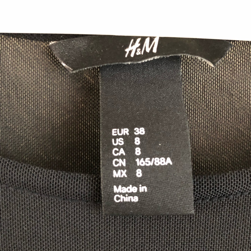 H&M - Picture 2 of 2